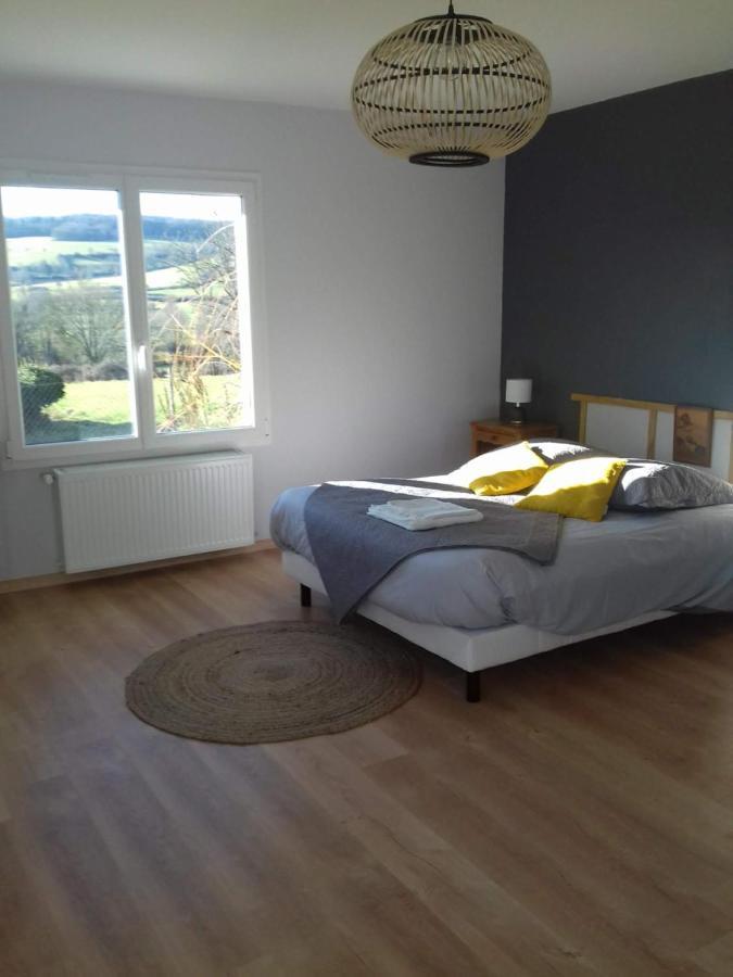 Agreable Chambre Meublee, Vue Sur La Vallee De L'Auxois Villy-en-Auxois エクステリア 写真