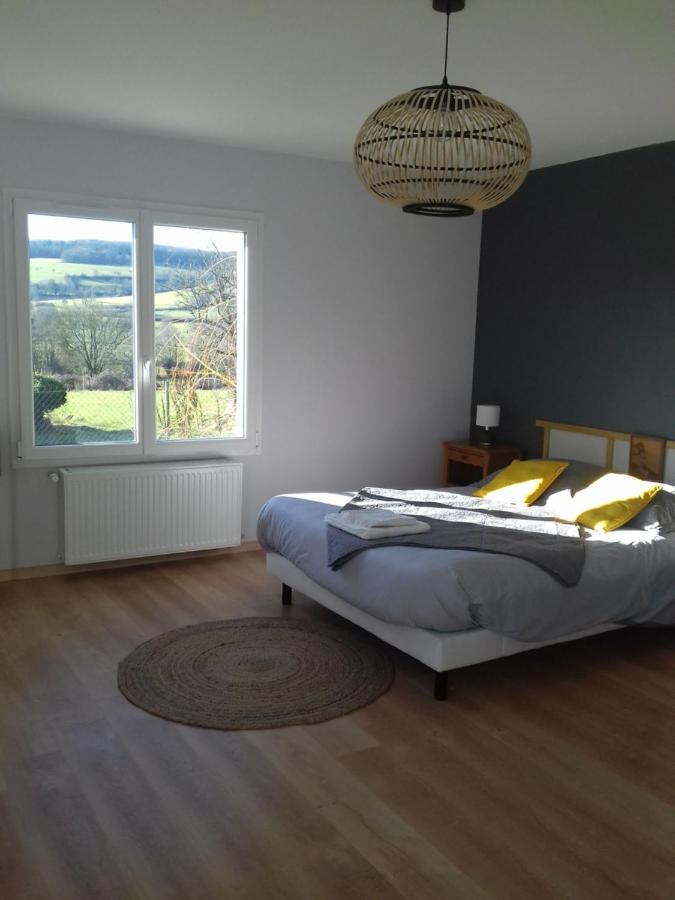 Agreable Chambre Meublee, Vue Sur La Vallee De L'Auxois Villy-en-Auxois エクステリア 写真